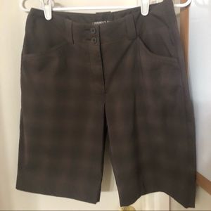 🏌️‍♀️ Nike Dri-Fit golf shorts Plaid pattern, EUC